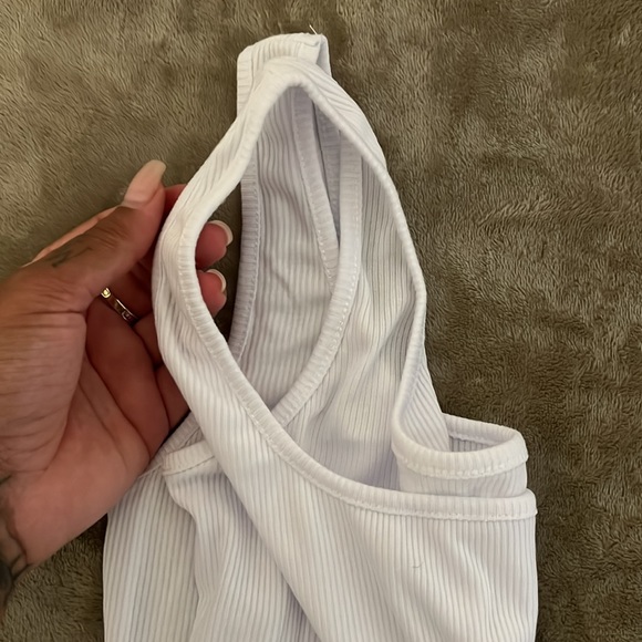 Top and biker short set - Picture 6 of 6